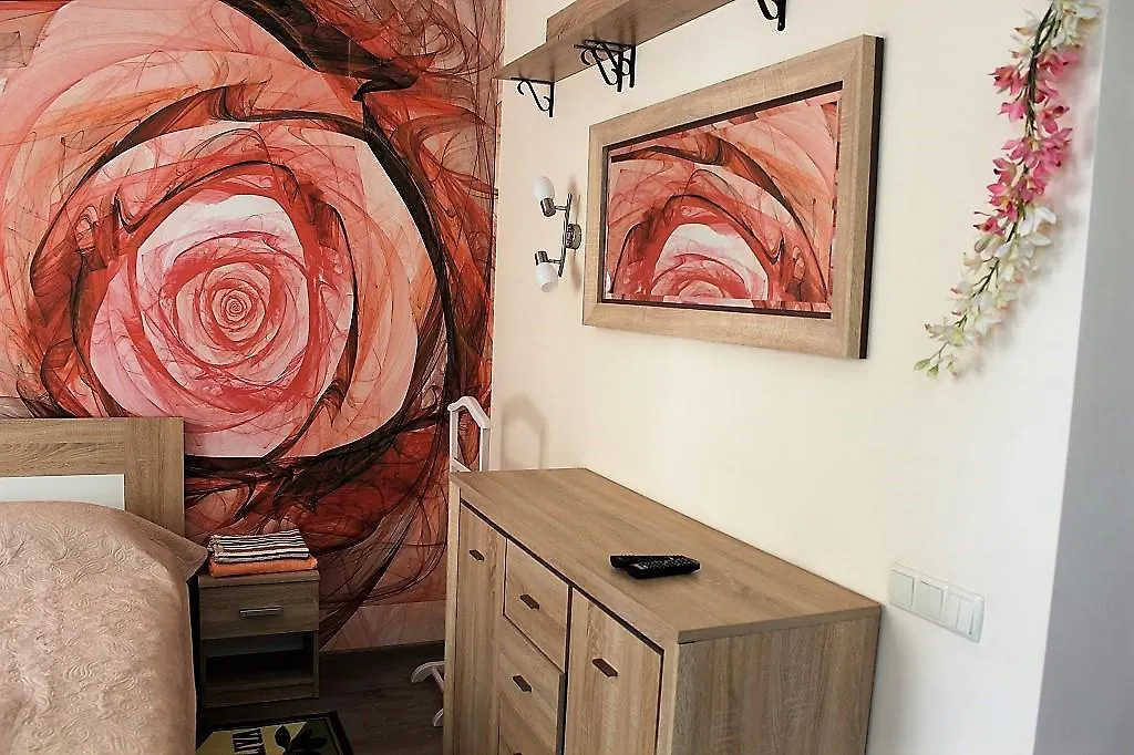 Apartment Ferienwohnung Uiutnaia Studio V Kieve Ukraine